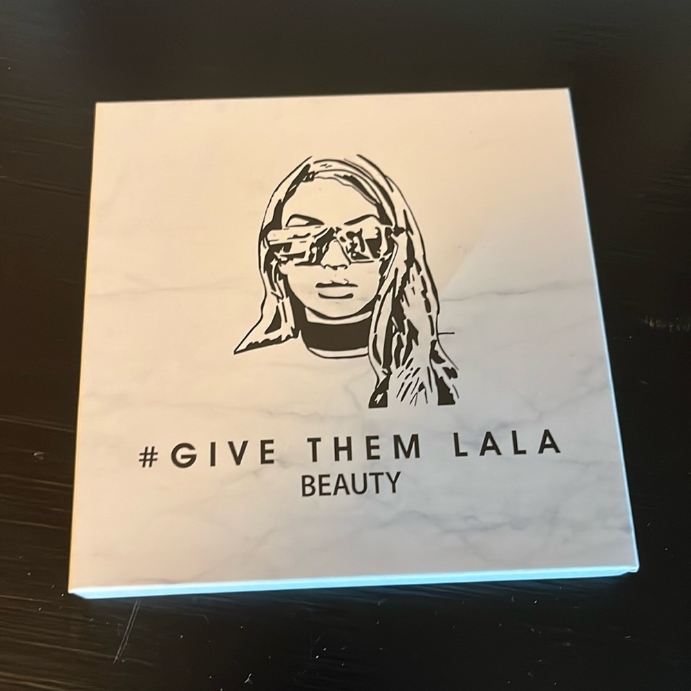 Give them Lala pretty palette